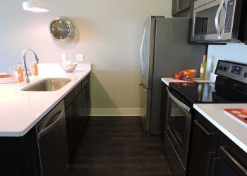 OverlookonProspect_kitchen9